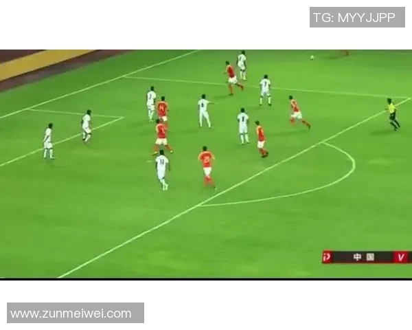 足球球星花铲技巧揭秘 如何通过精准花铲掌控比赛节奏与防守技巧