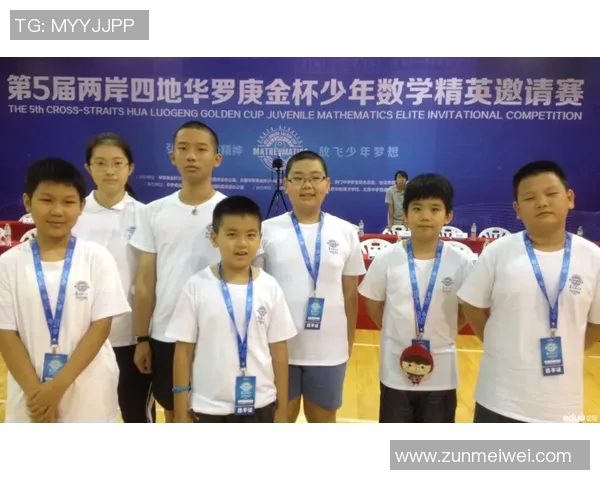 小鹏足球球星崛起之路：从少年梦想到职业赛场的奋斗历程